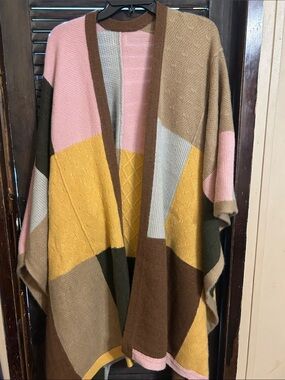 Colorblock Open-Front Poncho Cardigan in Pink, Yellow & Brown